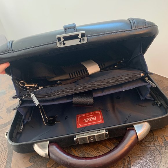 Artphere MIni Backpack / Briefcase - Picture 2 of 3